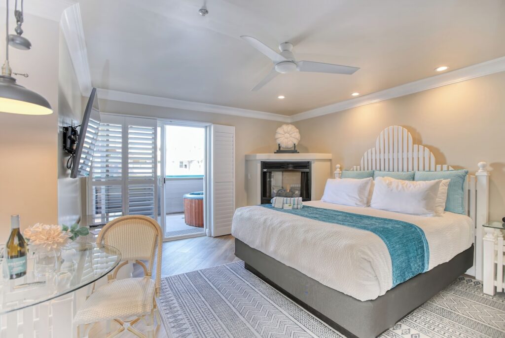 SeaVenture Beach Hotel - Image 2