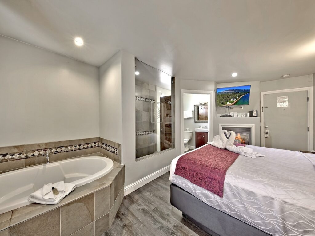 Secrets Inn Lake Tahoe - Image 2