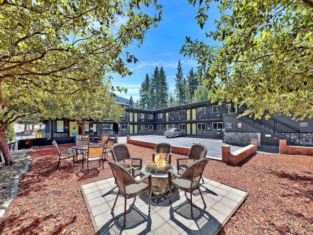 Secrets Inn Lake Tahoe - Image 4