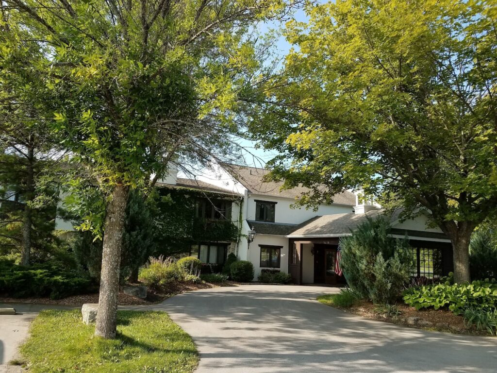 Settlement Courtyard Inn & Lavender Spa - Image 4