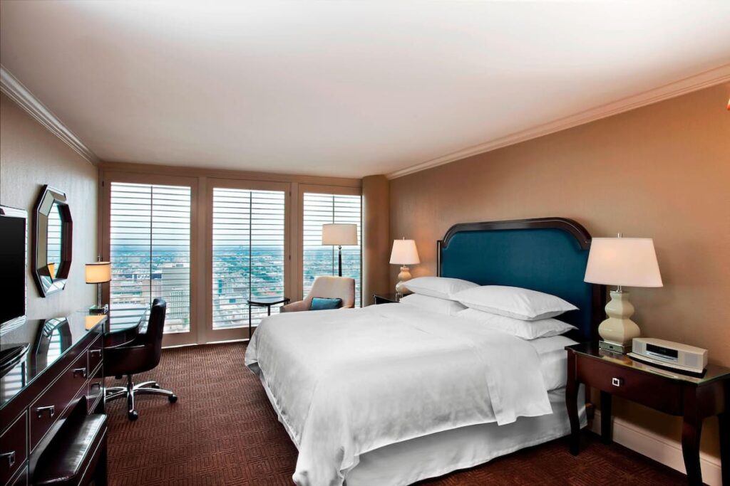 Sheraton New Orleans Hotel - Image 3