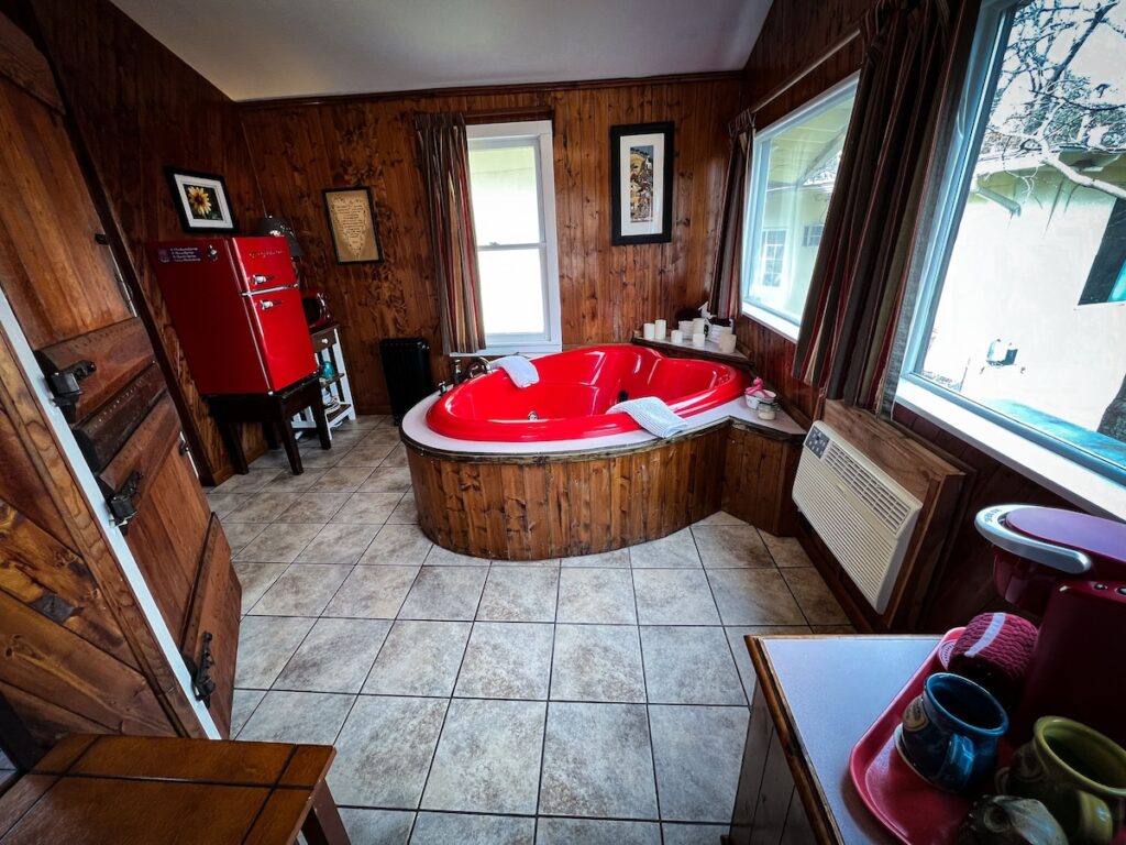 Sherwood Court - Image 3