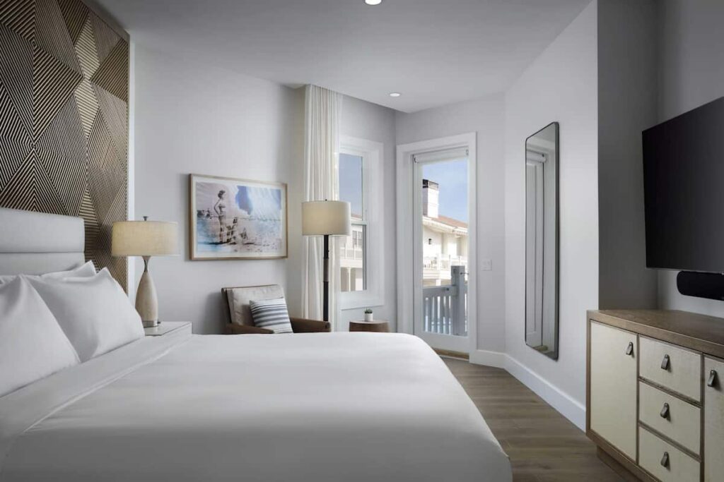 Shore House at The Del, LXR Hotels & Resorts - Image 4