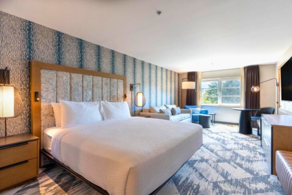 Silver Cloud Hotel – Seattle Broadway - Image 2