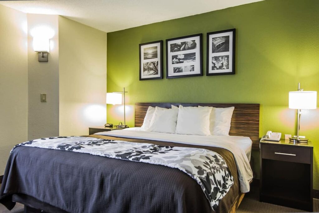 Sleep Inn Airport - Image 1