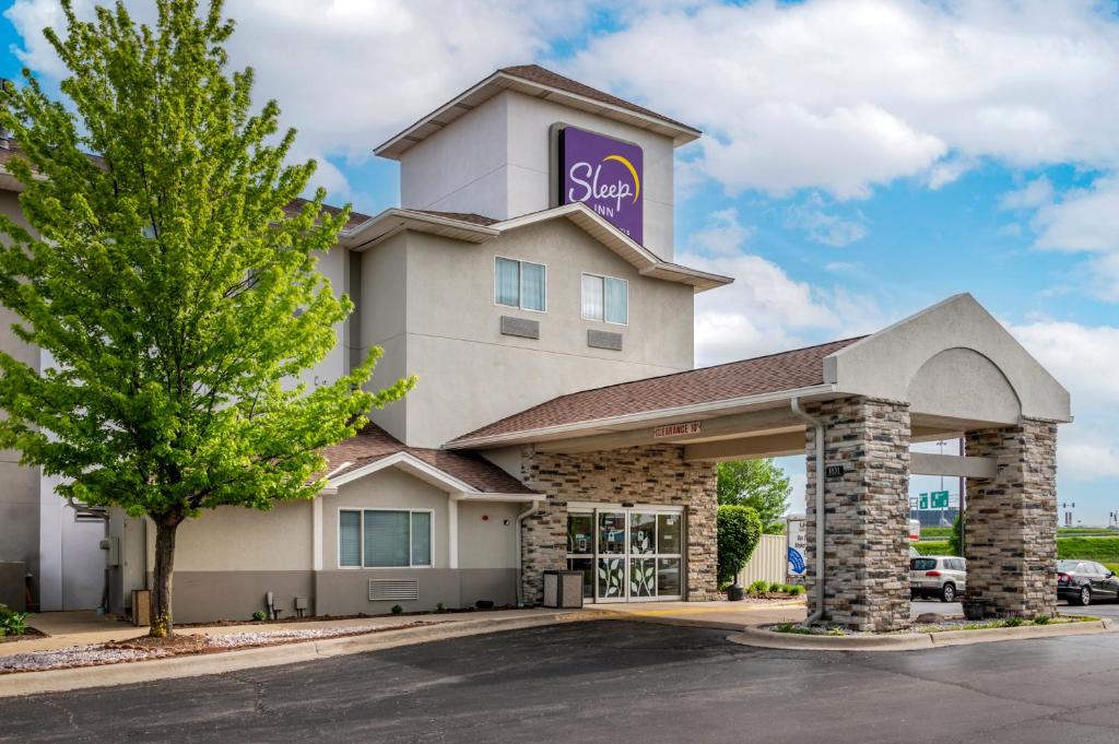 Sleep Inn Naperville – Chicago - Image 2