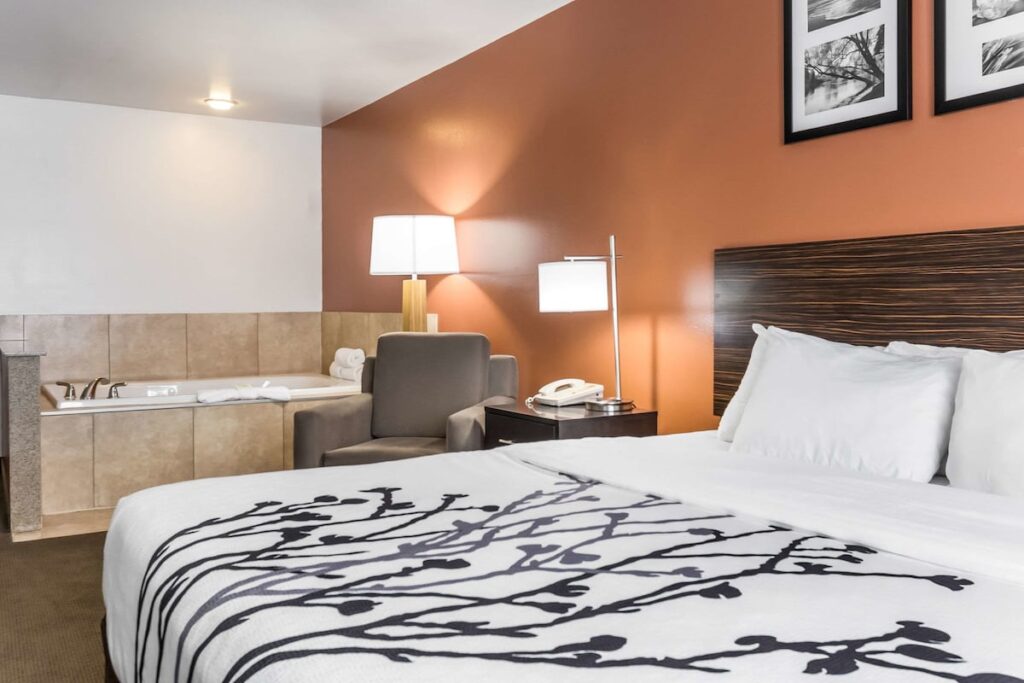 Sleep Inn North Liberty - Image 2