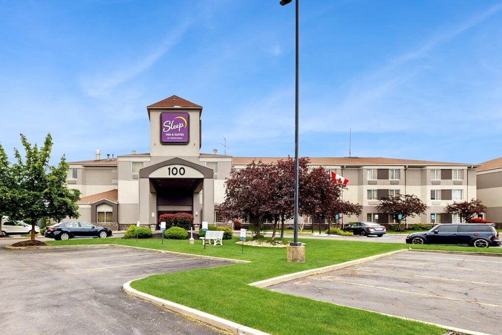 Sleep Inn & Suites Buffalo Airport - Image 2
