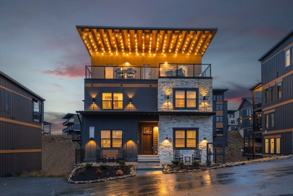 Smith Creek Resort - Image 5
