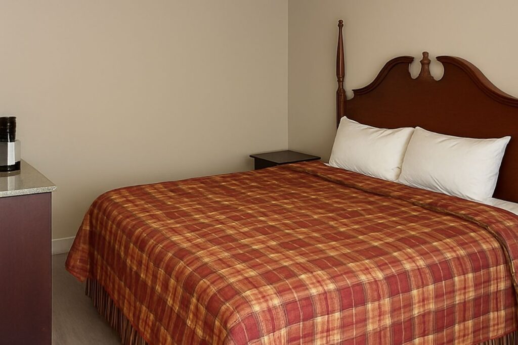 Smoky View Inn - Image 1