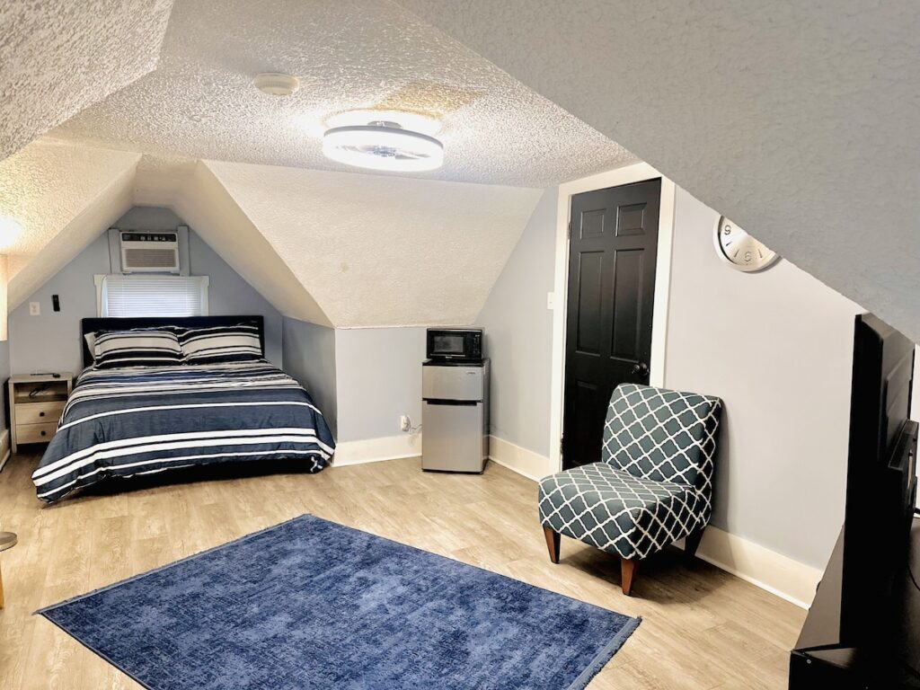 Speedway Legacy Inn - Image 3