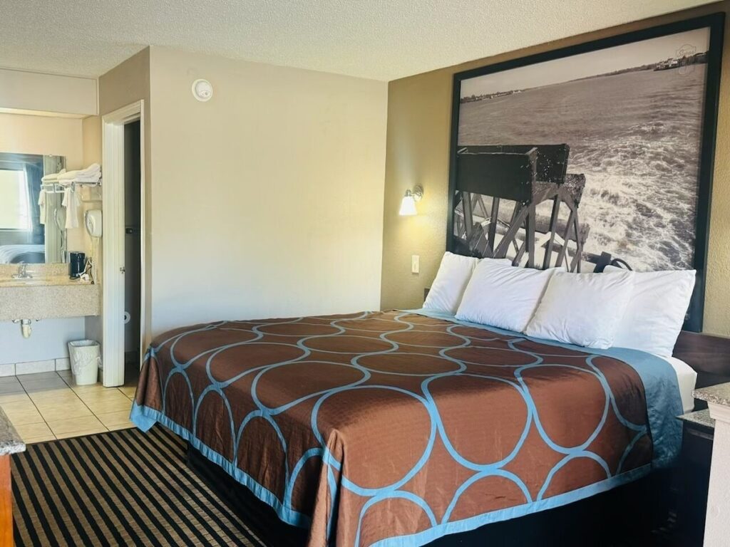 Staywell Suites - Image 3