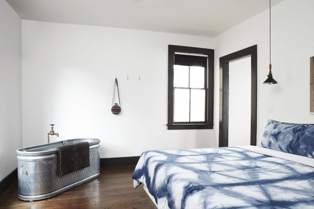 Stickett Inn - Image 2