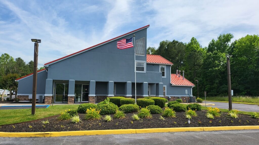 Stonewood Inn & Suites Carrollton – Smithfield - Image 2