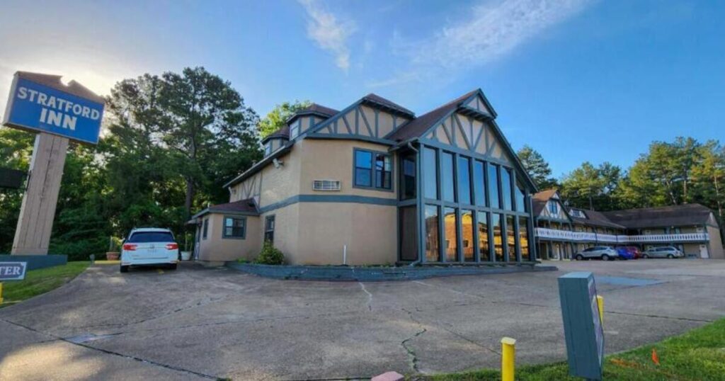 Stratford Inn Tyler - Image 5