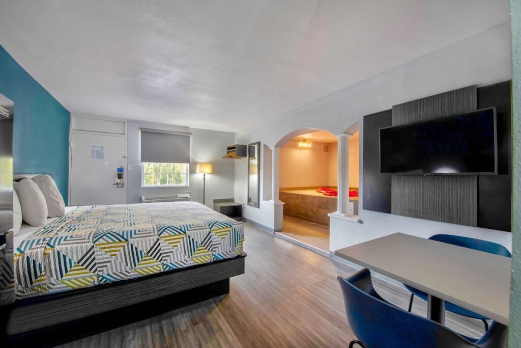 Studio 6 Jackson, MS – I-55 - Image 2