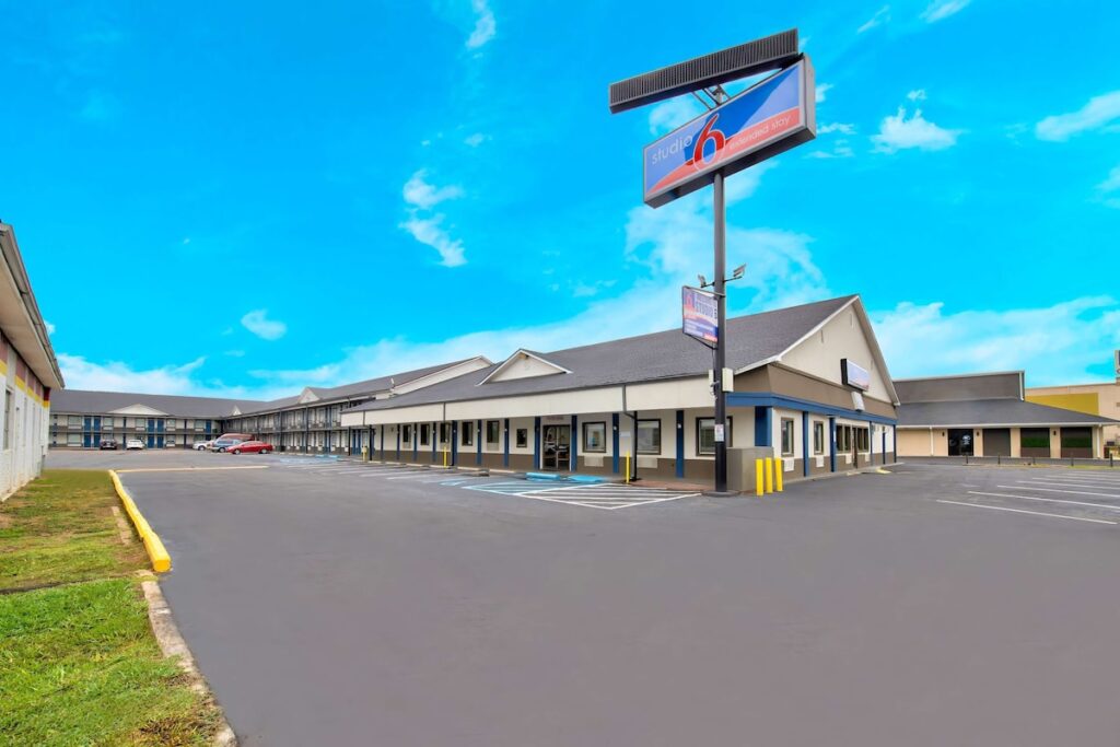 Studio 6 Jackson, MS – I-55 - Image 4