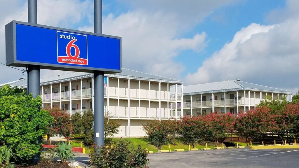 Studio 6 San Antonio, TX – Lackland AFB - Image 5