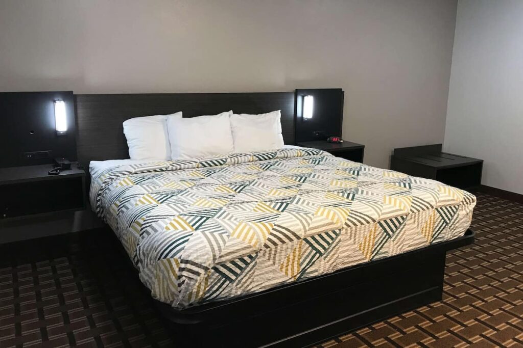 Studio 6 Suites Tupelo, MS – North - Image 2