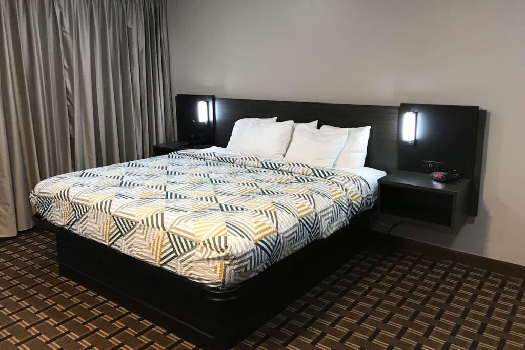 Studio 6 Suites Tupelo, MS – North - Image 3