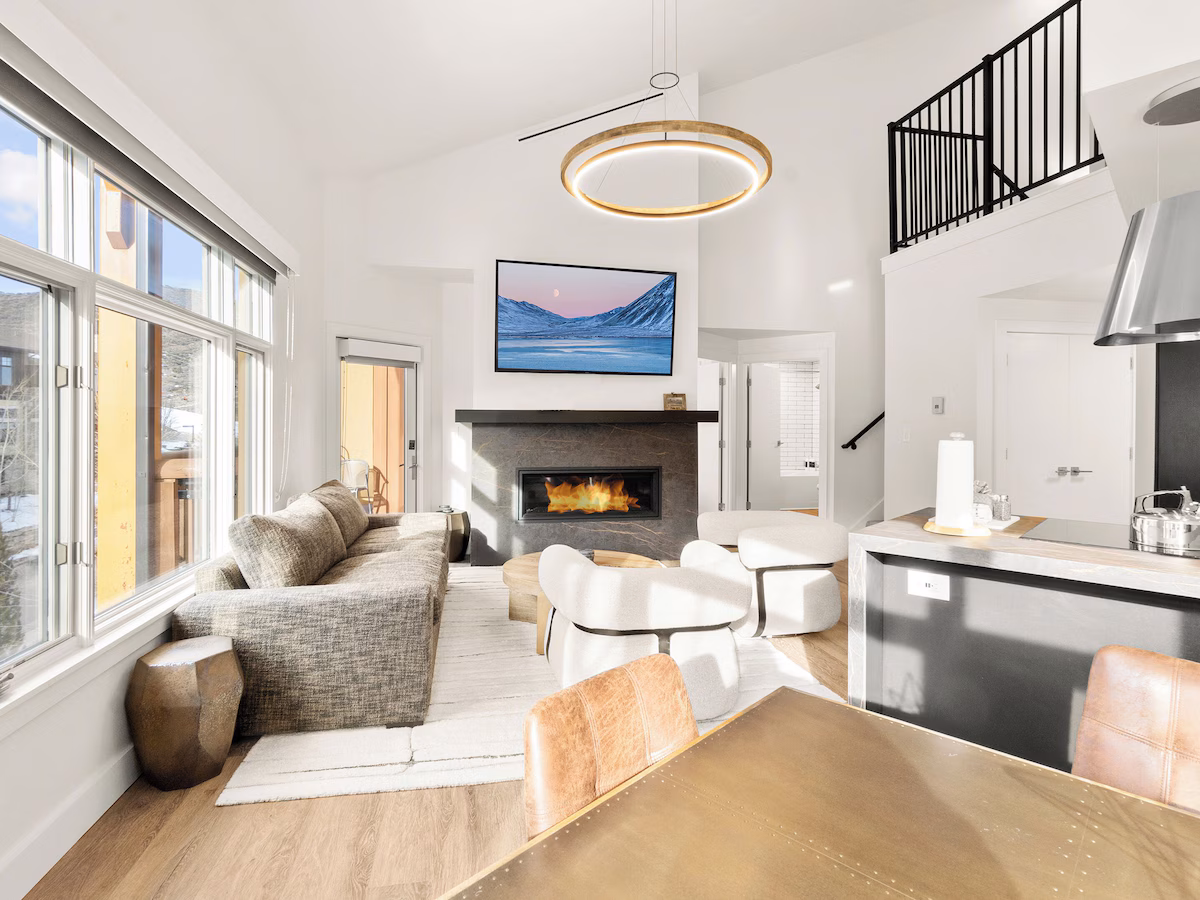 Sundial Lodge by All Seasons Resort Lodging - Image 4