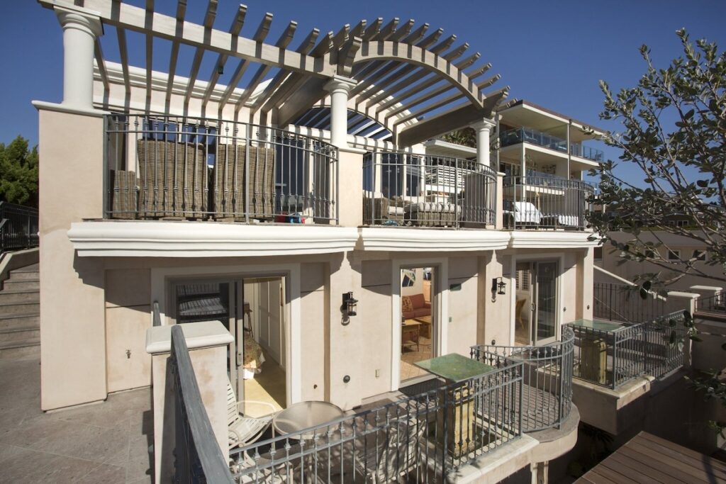 Sunset Cove Villas in Laguna Beach - Image 5