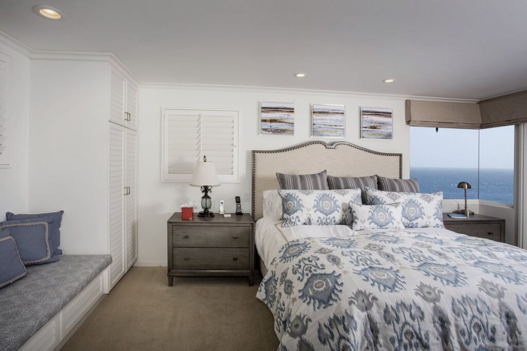Sunset Cove Villas in Laguna Beach - Image 4