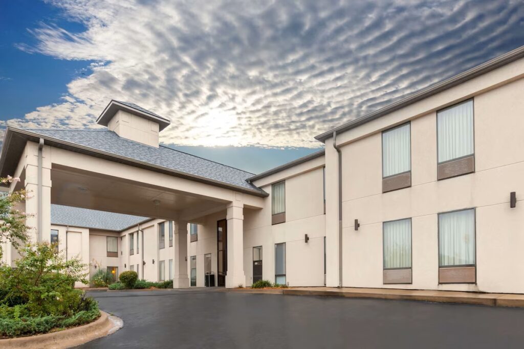 Best Western Shackleford - Image 5