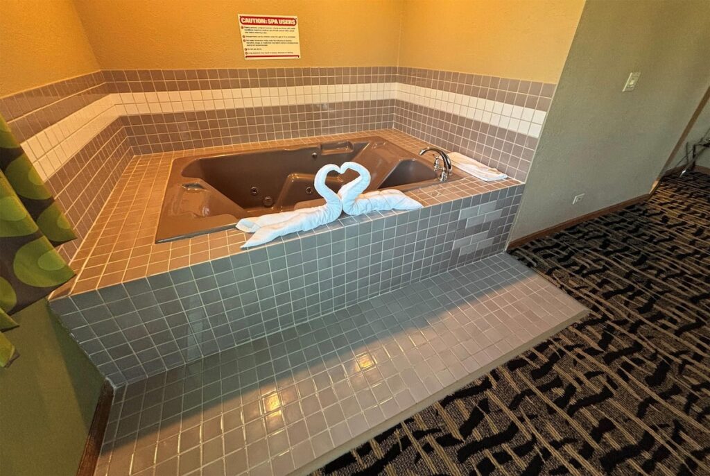 Super 8 by Wyndham McLean/Bloomington SW