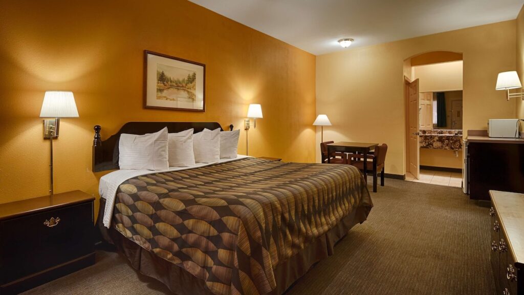 SureStay Hotel By Best Western Mission - Image 4