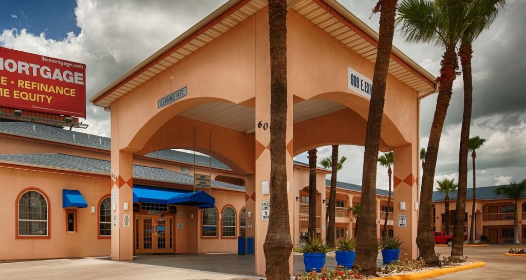 SureStay Hotel By Best Western Mission - Image 2