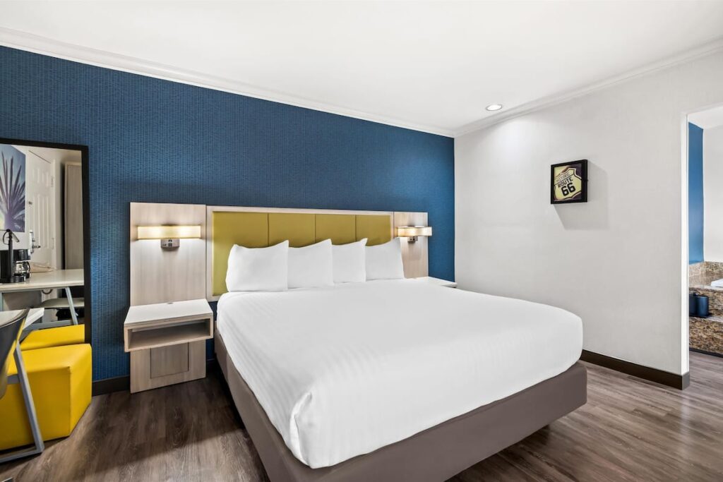 SureStay Hotel by Best Western Santa Monica - Image 4