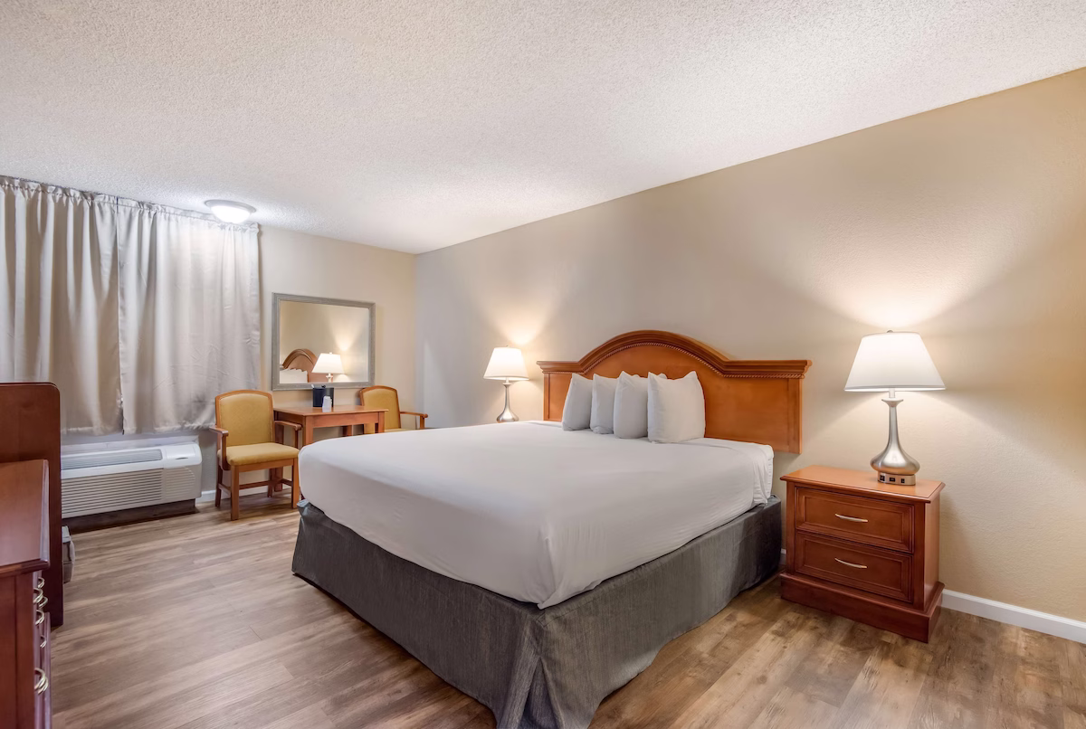 SureStay Plus Hotel by Best Western Reno Airport - Image 3