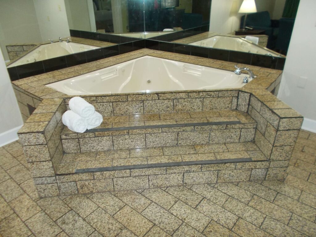 SureStay Plus Hotel by Best Western St Marys Cumberland - Image 2