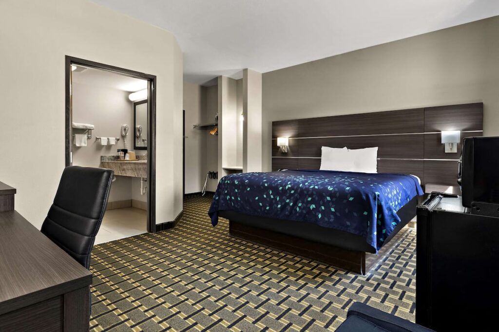 SureStay Plus Hotel by Best Western Tulsa East - Image 3