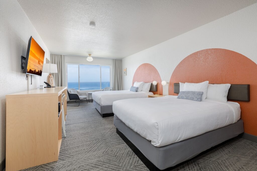 Surfland Hotel - Image 4