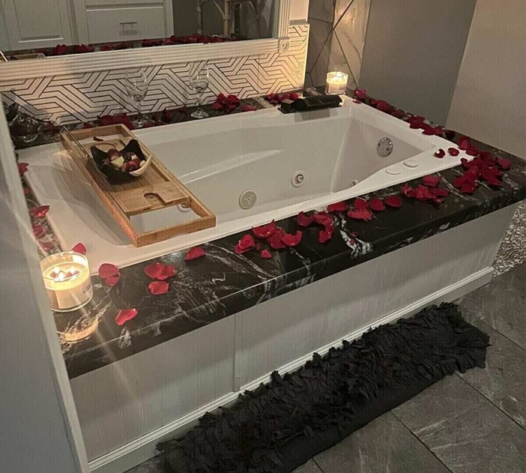 Swan Lake Resort Rentals - Image 2