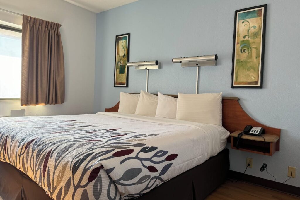 Sycamore Suites - Image 4