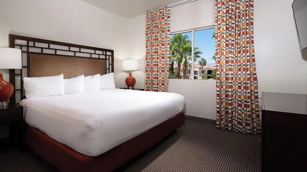 Tahiti Resort - Image 1