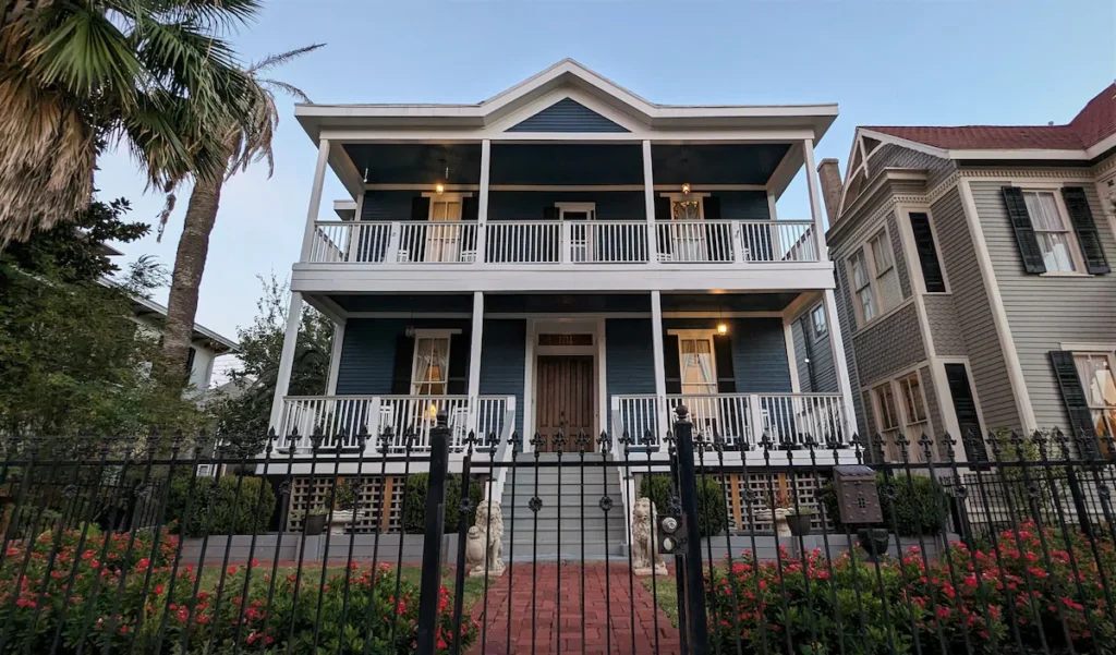 The 1890 Freeman House - Image 2