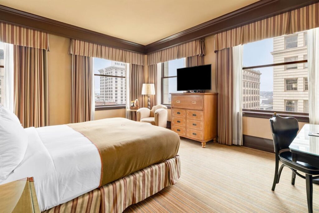 The Arctic Club Seattle - Image 3