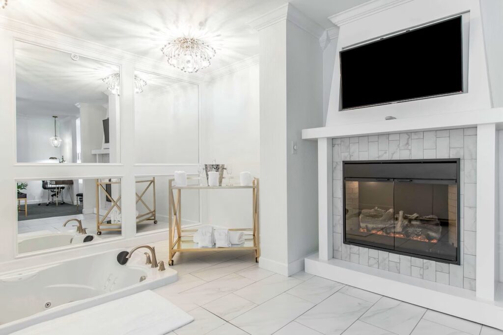 The Burgundy Hotel, Tapestry Collection by Hilton - Image 5