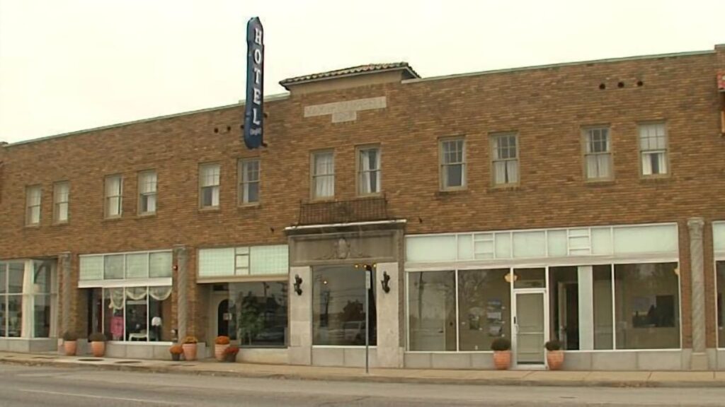 The Campbell Hotel - Image 5