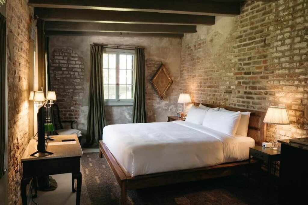 The Celestine - Image 3