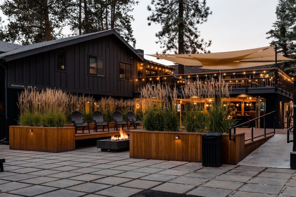 The Coachman Hotel - Image 4