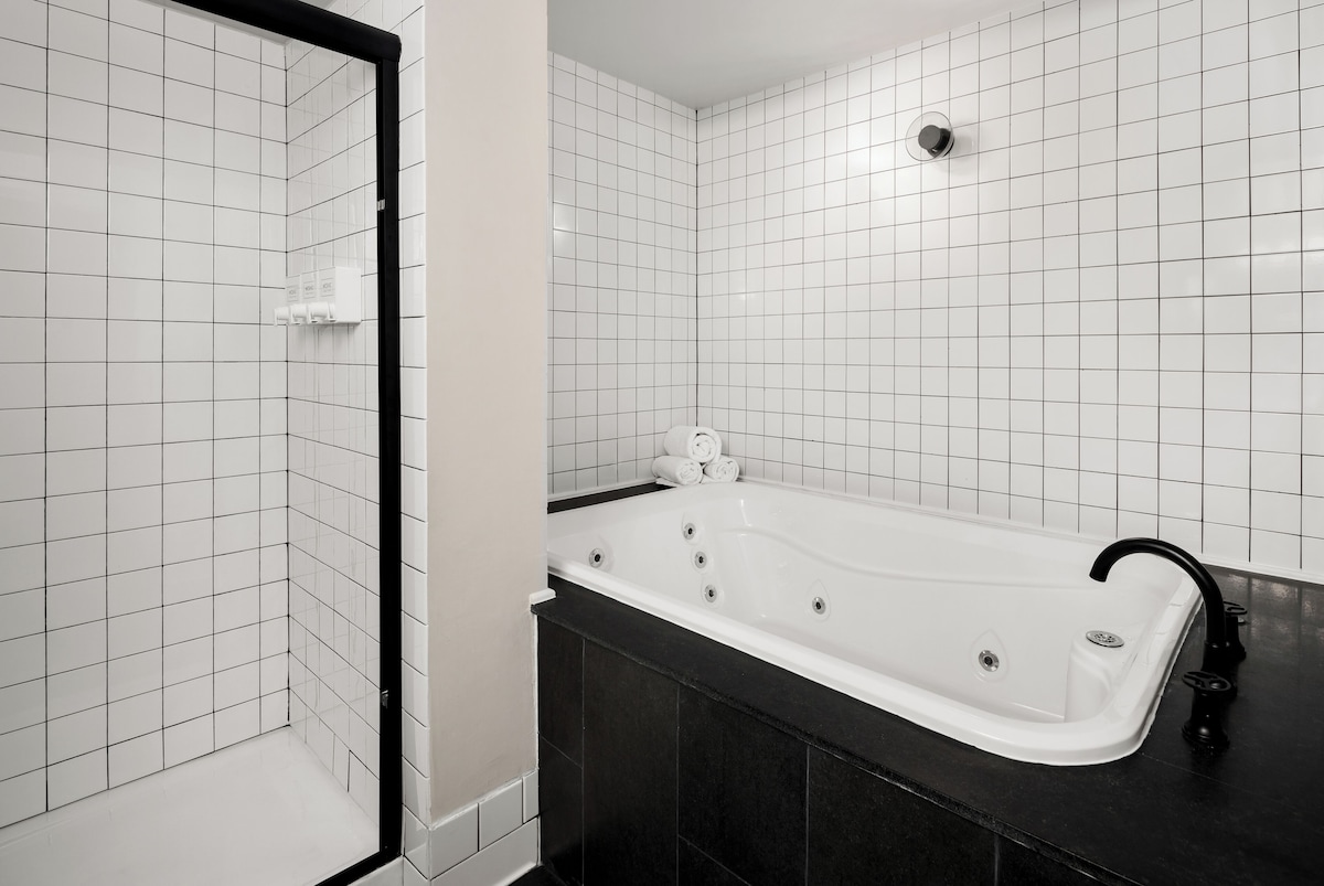 The Coachman Hotel featured image