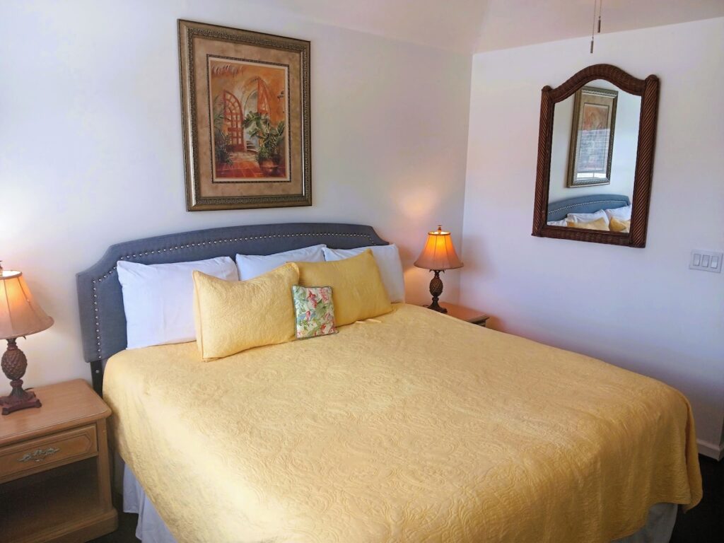 The Cozy Inn - Image 3