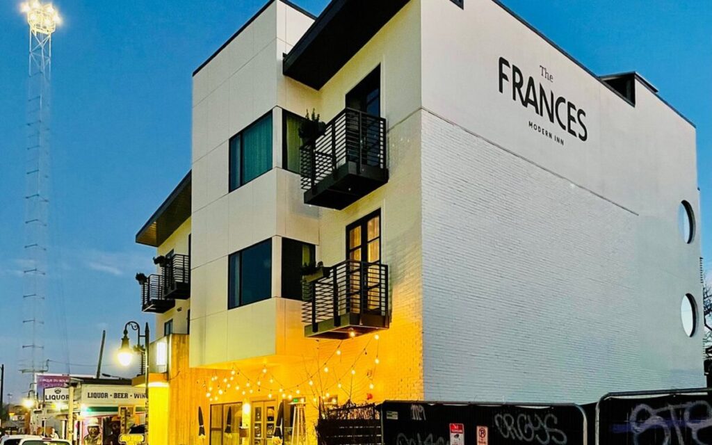 The Frances Modern Inn - Image 5