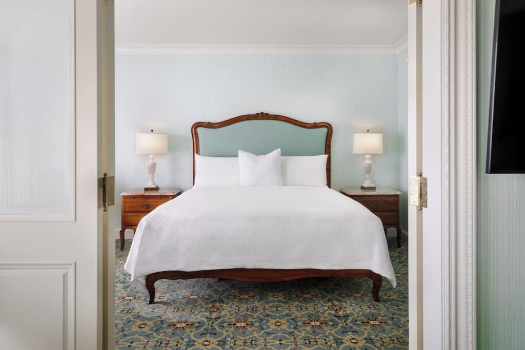 The Grand America Hotel - Image 4