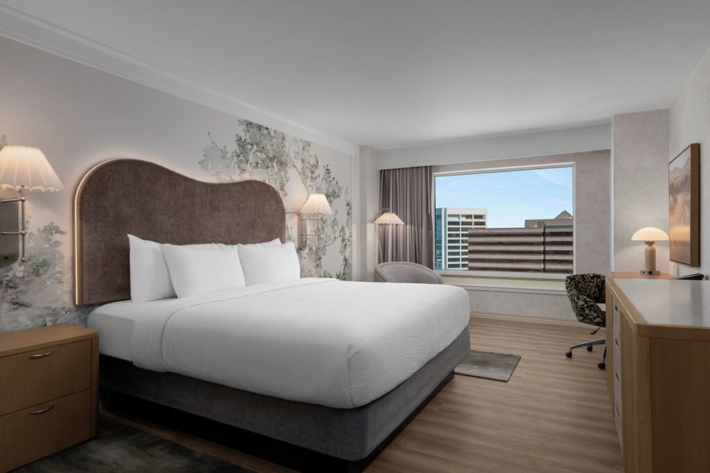 The Grove Hotel - Image 3